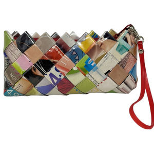 ECOIST Woven Wrappers Recycled Magazine Zippered Wristlet Clutch Purse